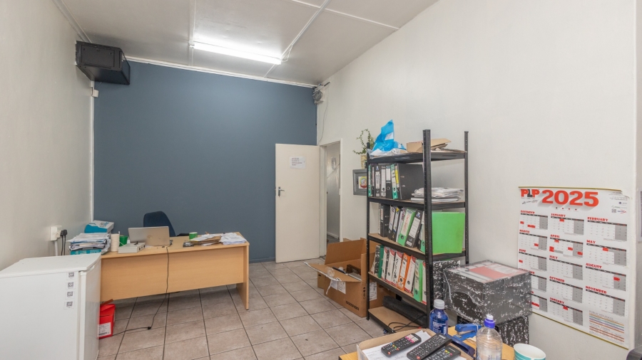 Commercial Property for Sale in Triangle Farm Western Cape